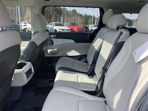 New 2026 Kia Carnival SX Prestige image 25