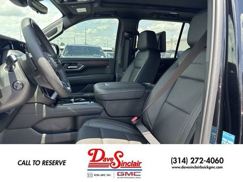 New 2026 GMC Yukon Denali w/ Denali Reserve Package AWD/4WD image 11