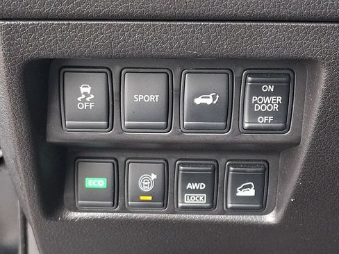 Used 2015 Nissan Rogue SL w/ SL Premium Package AWD/4WD image 27