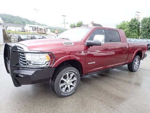 Used 2024 RAM 3500 Limited w/ Towing Technology Group AWD/4WD image 2