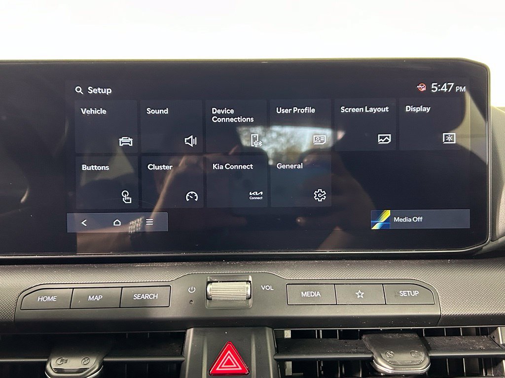 Used 2025 Kia K4 FWD image 17