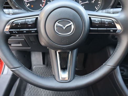 Used 2025 MAZDA MAZDA3 s FWD image 11