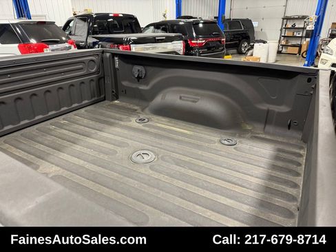 Used 2016 RAM 3500 Big Horn image 32