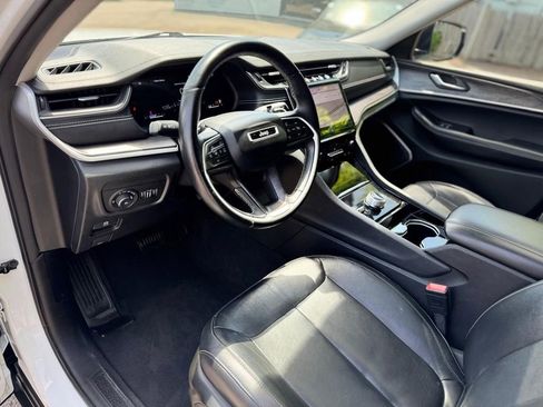 Used 2022 Jeep Grand Cherokee L Limited AWD/4WD image 14