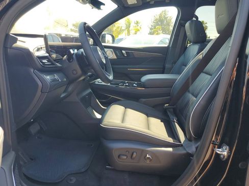 New 2026 Buick Enclave Avenir w/ Super Cruise Package image 13