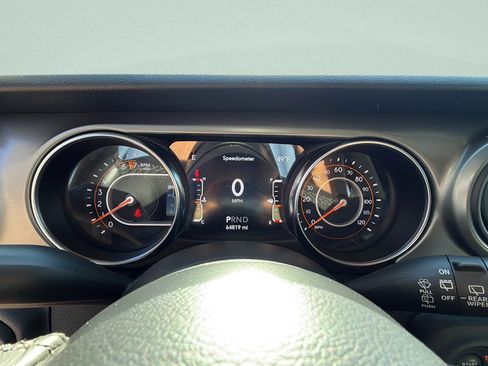 Used 2021 Jeep Wrangler Sport AWD/4WD image 12