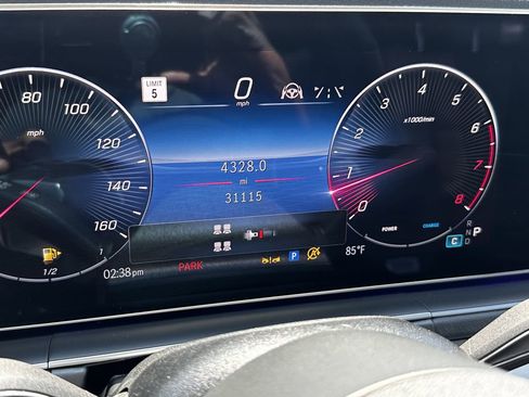 Certified 2025 Mercedes-Benz GLS 450 4MATIC image 32