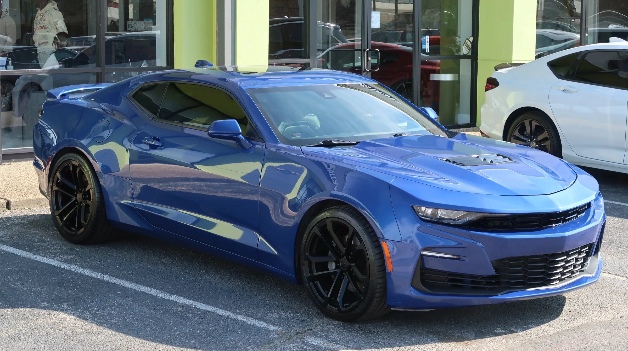 Used 2021 Chevrolet Camaro SS RWD image 5