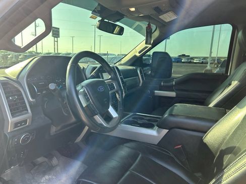 Used 2021 Ford F250 Lariat w/ Tremor Off-Road Package AWD/4WD image 14