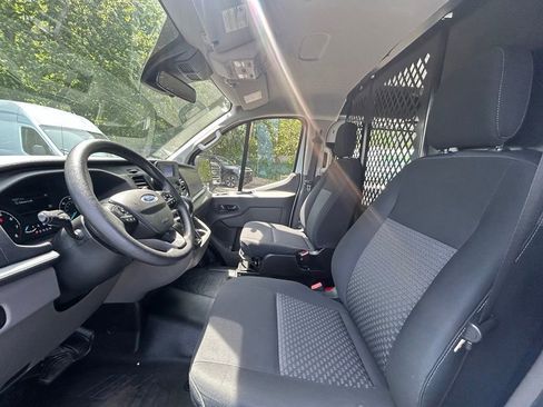 Used 2024 Ford Transit 250 Low Roof w/ Exterior Upgrade Package RWD image 15