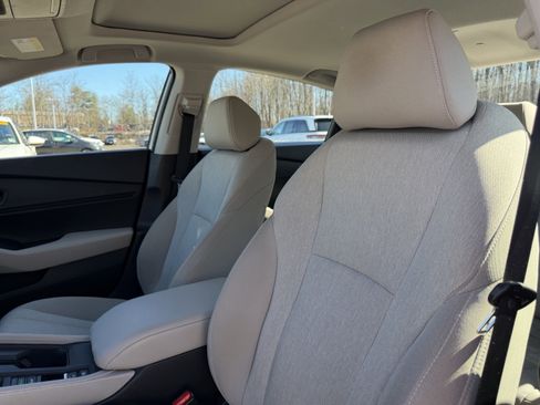 Certified 2023 Honda Accord EX image 20