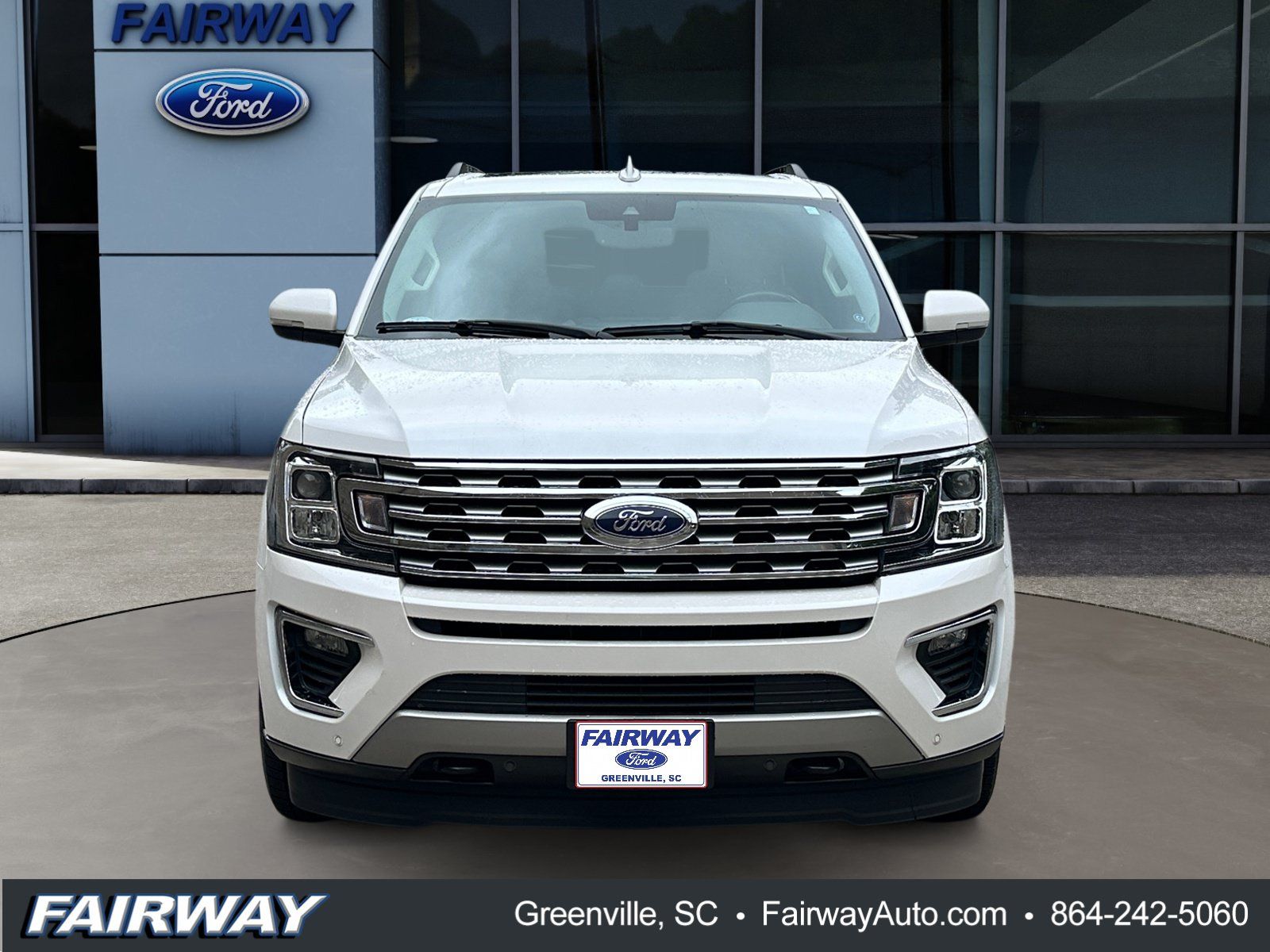 Used 2018 Ford Expedition Limited w/ Equipment Group 301A AWD/4WD image 2