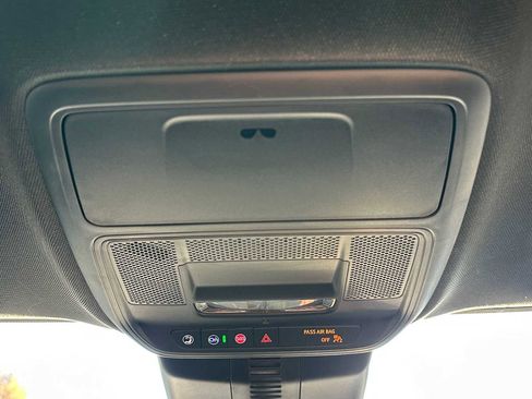 New 2026 GMC Acadia AT4 w/ LPO, Floor Liner Package image 32