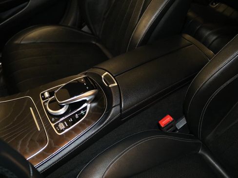 Used 2020 Mercedes-Benz E 350 Sedan image 68