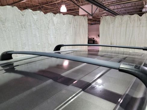 Used 2016 Toyota Highlander XLE image 24