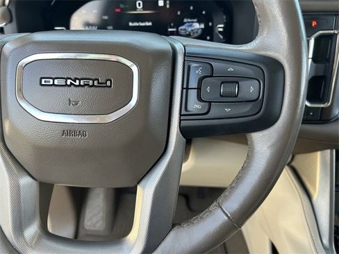 Used 2022 GMC Yukon Denali image 26