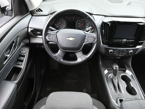 Used 2019 Chevrolet Traverse LT image 13