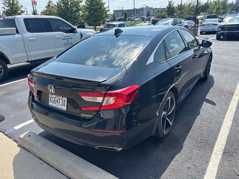 Used 2019 Honda Accord Sport image 3