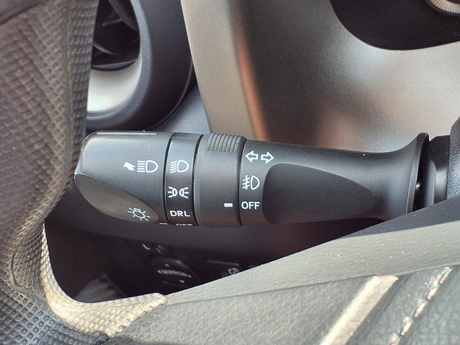 Used 2013 Toyota RAV4 XLE AWD/4WD image 25