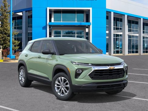 New 2026 Chevrolet TrailBlazer LS w/ LS Convenience Package FWD image 31