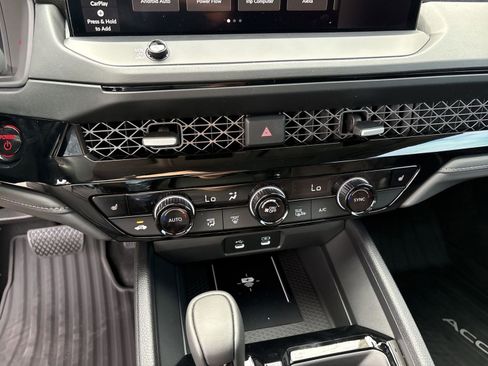 Used 2026 Honda Accord EX-L image 25