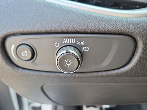 Used 2024 Chevrolet Malibu LT FWD image 18