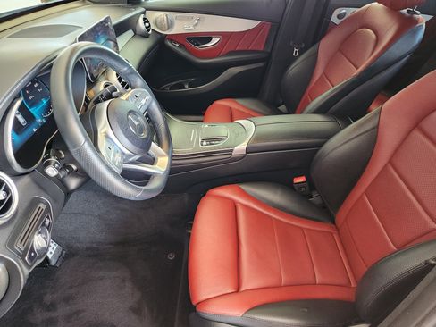 Used 2023 Mercedes-Benz GLC 300 4MATIC Coupe image 14