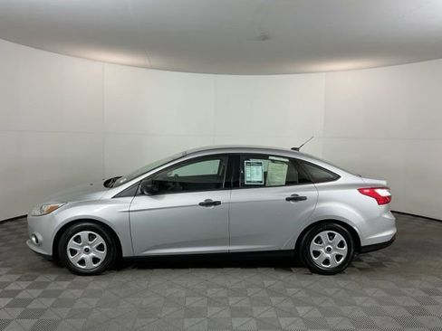 Used 2014 Ford Focus S FWD image 8
