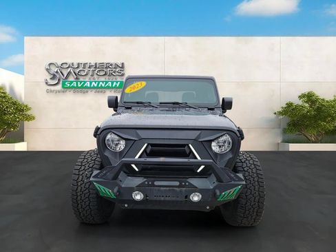 Used 2023 Jeep Gladiator Sport AWD/4WD image 8
