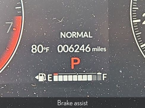 Certified 2025 Honda HR-V LX image 27