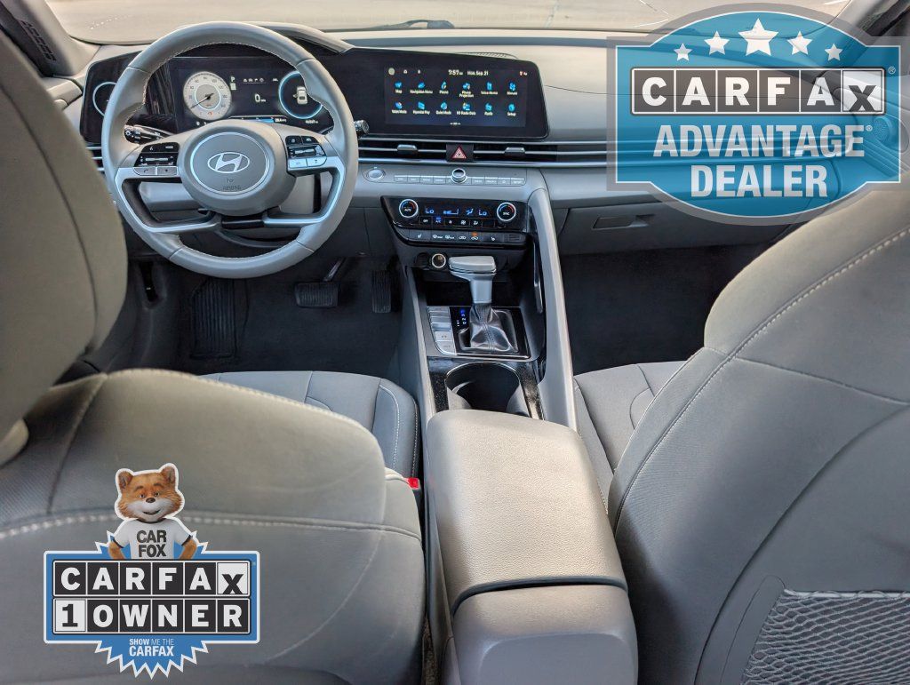 Used 2025 Hyundai Elantra SEL FWD image 19