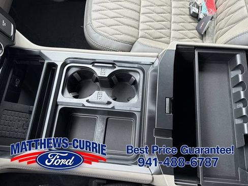 New 2026 Ford F350 Platinum w/ Platinum Plus Package AWD/4WD image 24