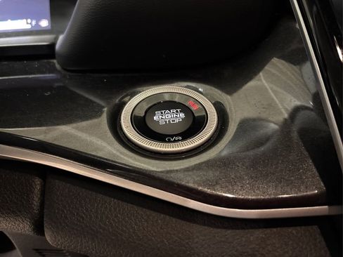 Used 2022 Jeep Grand Cherokee L Laredo w/ Luxury Tech Group I image 29