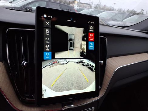 Certified 2026 Volvo XC60 B5 Plus w/ Climate Package image 19