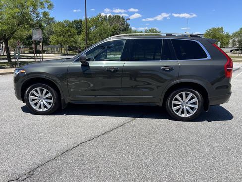 Used 2018 Volvo XC90 T6 Momentum w/ Convenience Package AWD/4WD image 26