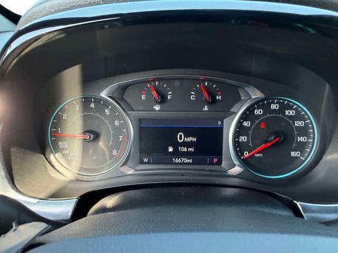 Used 2023 Chevrolet Traverse LT AWD/4WD image 29