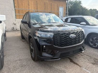 Used 2025 Ford Explorer ST-Line w/ Premium Package
