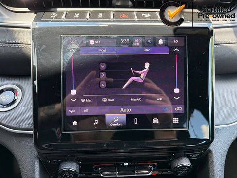 Used 2026 Jeep Grand Cherokee L Laredo RWD image 78