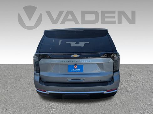 New 2026 Chevrolet Suburban LT w/ Comfort Package RWD image 29