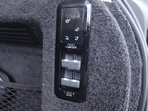 Used 2023 Land Rover Range Rover Long Wheelbase Autobiography image 19