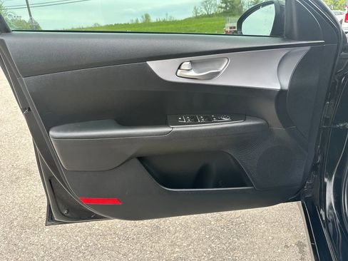 Used 2024 Kia Forte LXS FWD image 10