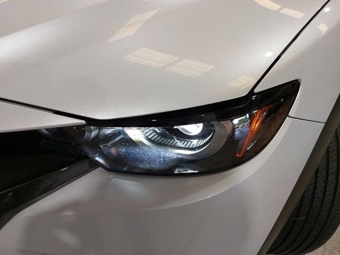 Used 2025 MAZDA CX-50 AWD 2.5 S w/ Premium Plus Pkg image 32