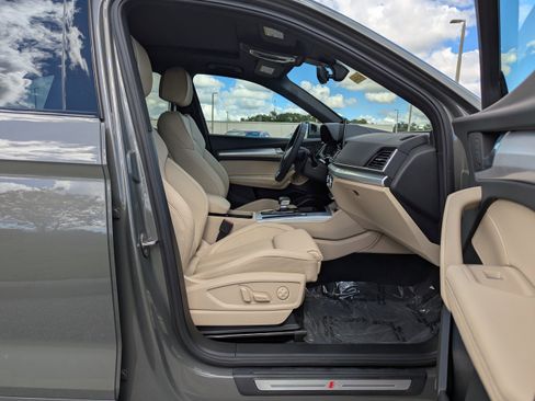 Certified 2025 Audi Q5 Prestige w/ Prestige Package image 16