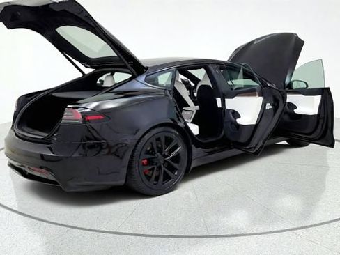 Used 2023 Tesla Model S Standard Range AWD/4WD image 19