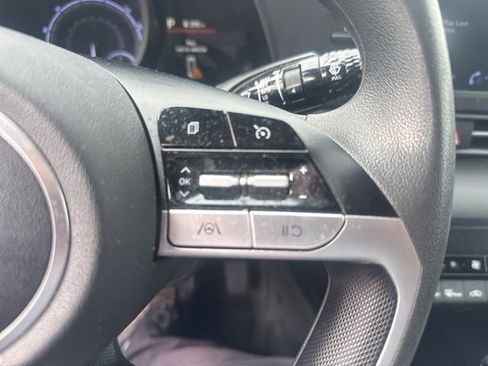 Used 2022 Hyundai Elantra Blue image 12