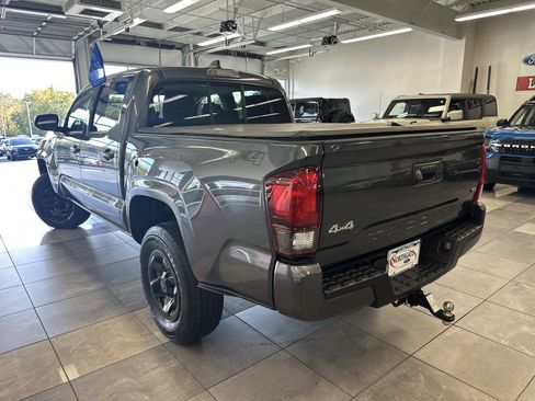 Used 2023 Toyota Tacoma SR image 15