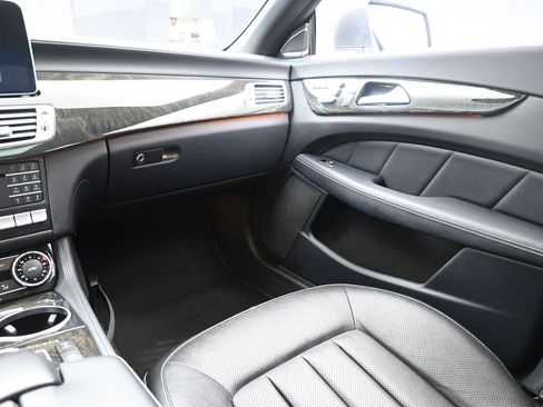 Used 2017 Mercedes-Benz CLS 550 4MATIC image 22