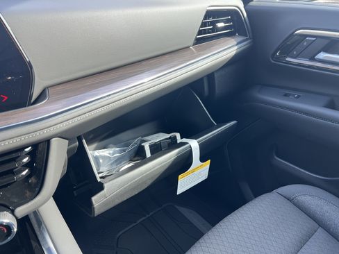 New 2026 Chevrolet Tahoe LS image 27