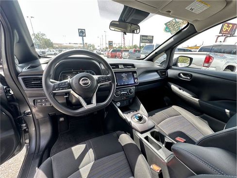 Used 2025 Nissan Leaf S FWD image 14