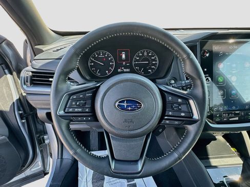 Used 2025 Subaru Forester Limited AWD/4WD image 11